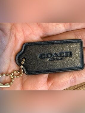 Coach Bag Tag Logo Accessory Logo Purse Charm Keychain Chain Black Gold Leather